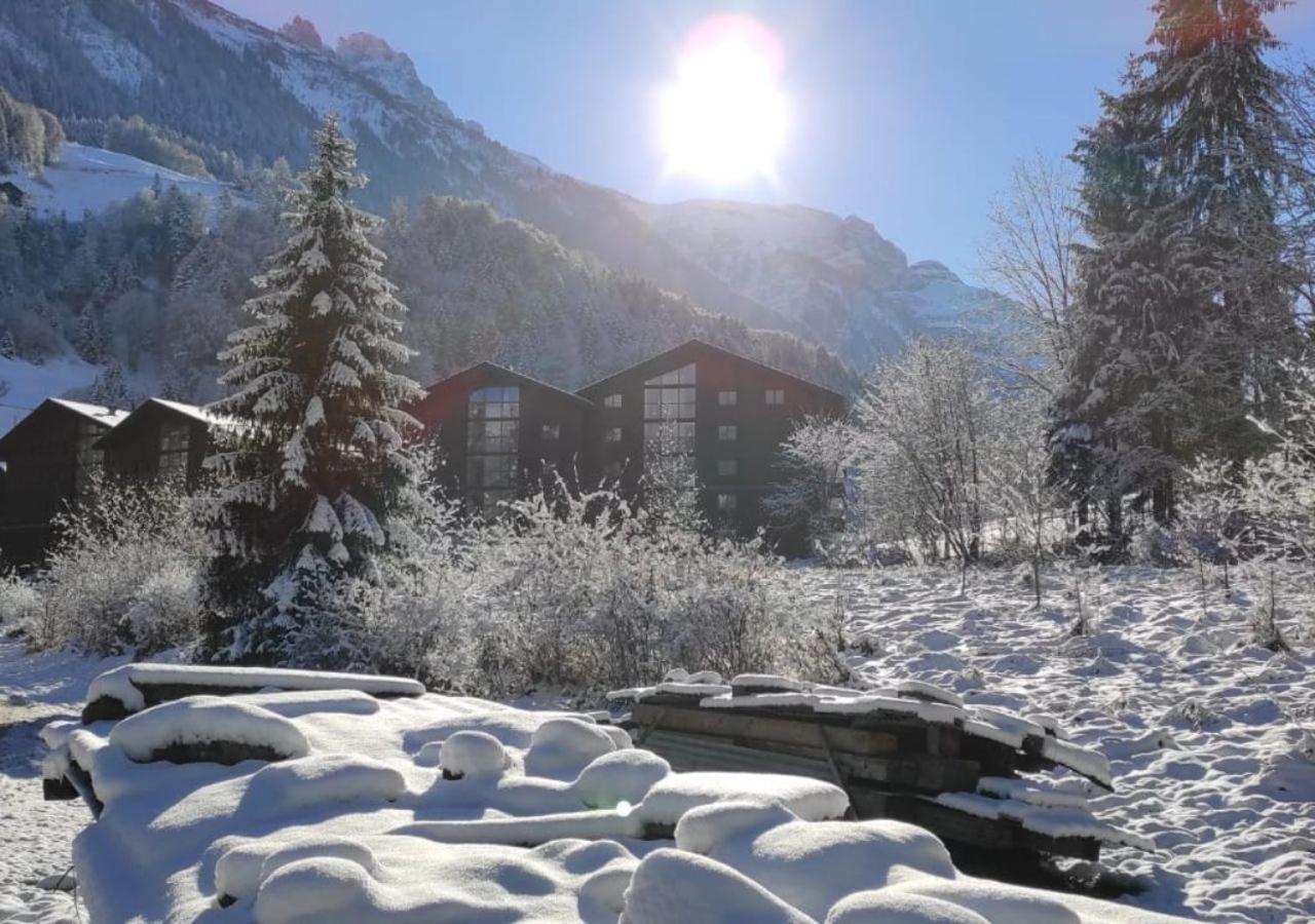Aparthotel Mountain River Resort Val dʼIlliez Exterior foto
