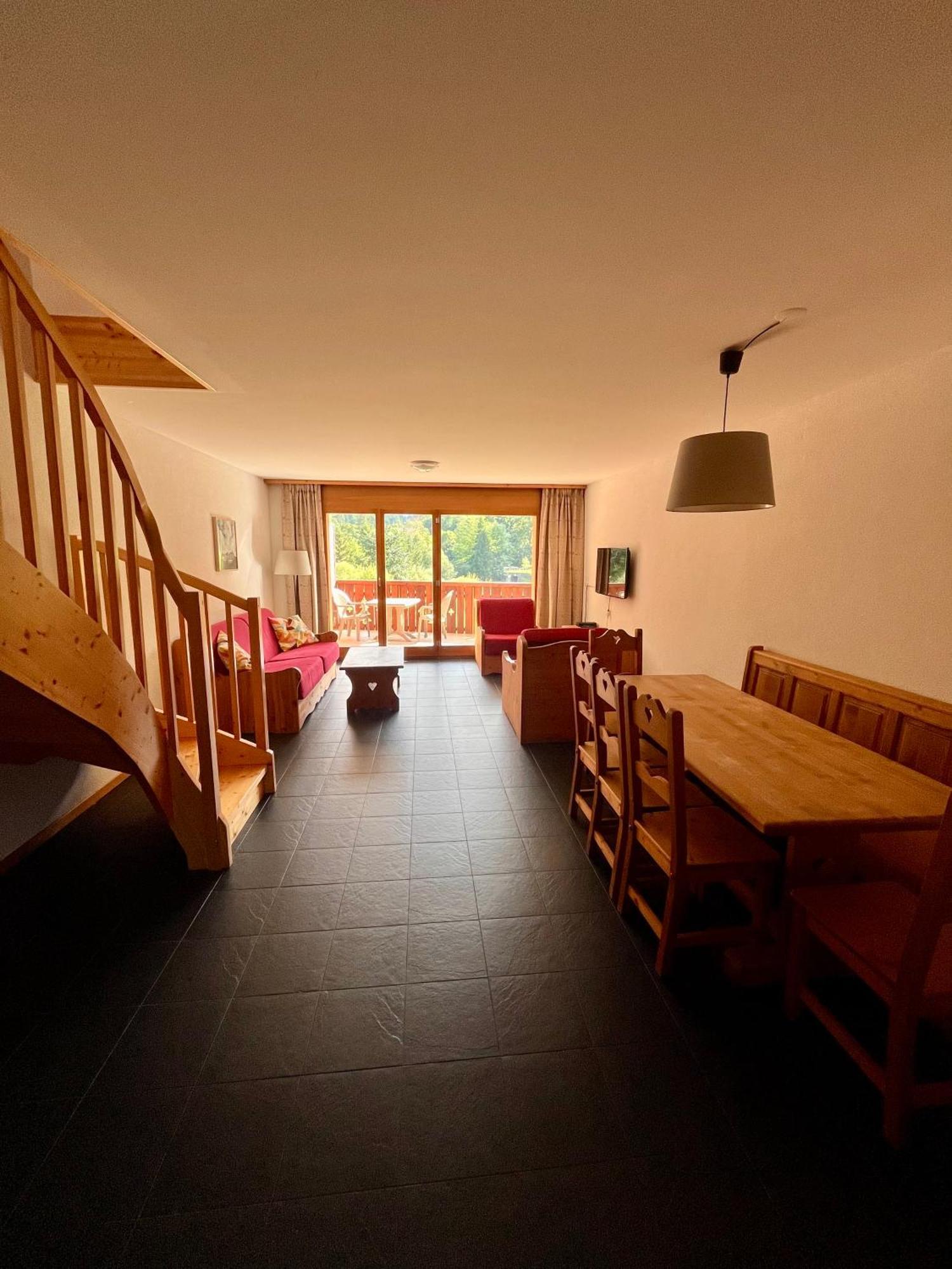 Aparthotel Mountain River Resort Val dʼIlliez Exterior foto